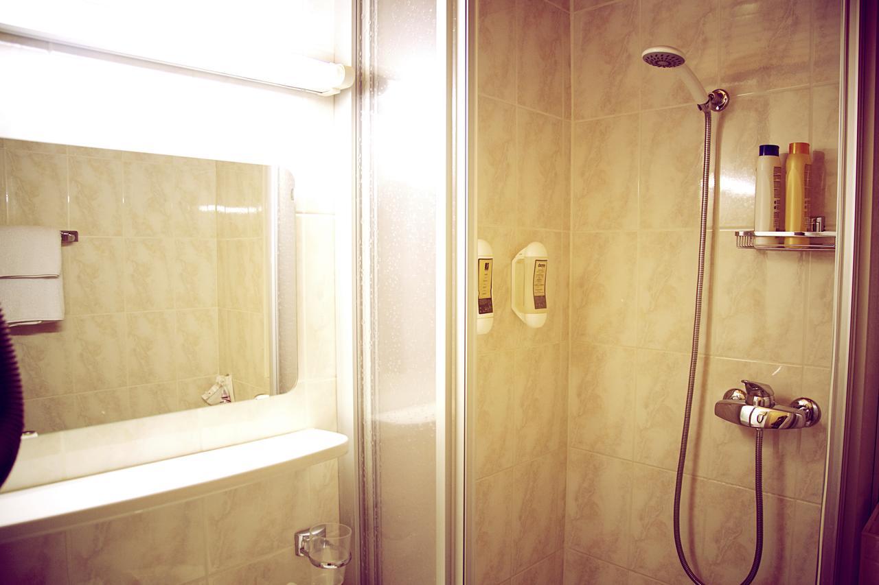 Hotel Leprince ジュネーブ エクステリア 写真
